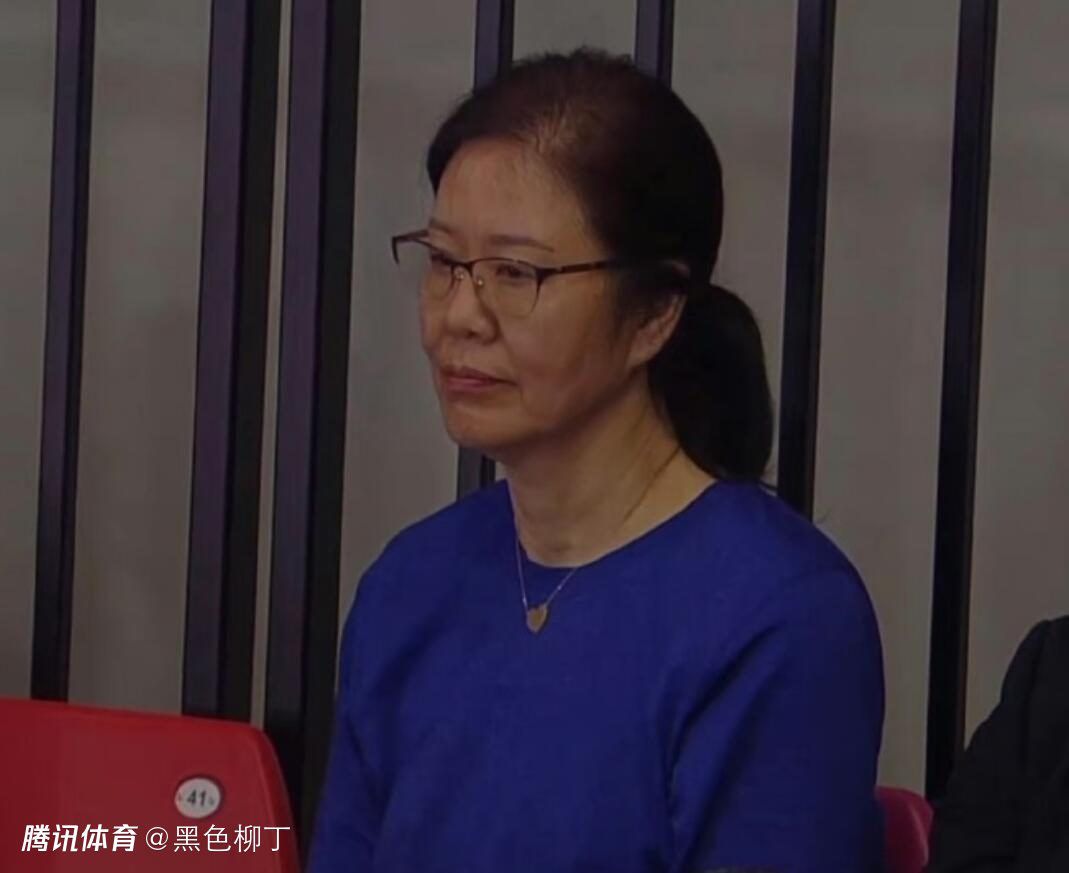 丰满少妇一区二区三区专区