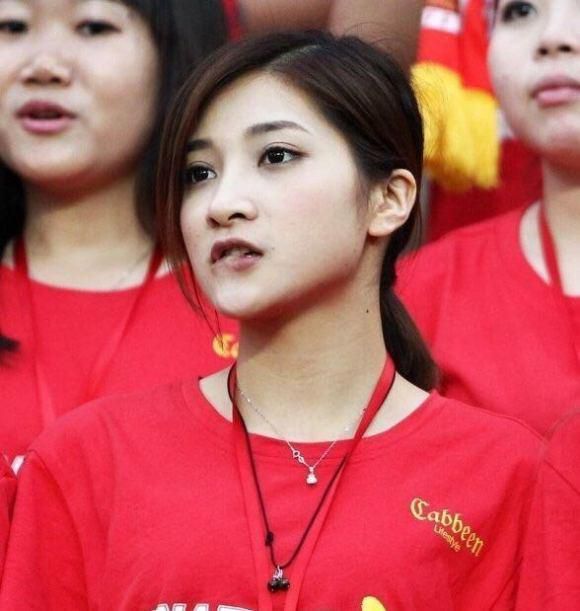 久久亚洲精品视频